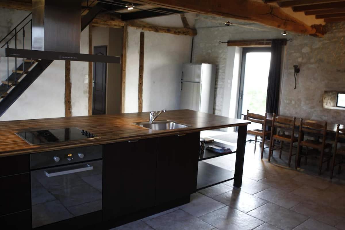 La Muzardiere Aux Gites De Cormenin Saint-Hilaire-sur-Puiseaux Exterior photo